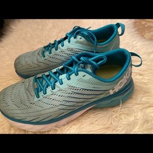 HOKA ONE RUNNING SHOES